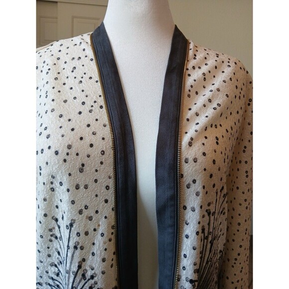 Chico’s Travelers Collection Foiled Peacock Jacket Cardigan Ivory Gray Size 3 XL - Picture 7 of 16
